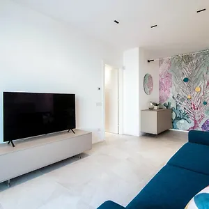 https://sette-by-myhomeincomo.it-lombardy.com